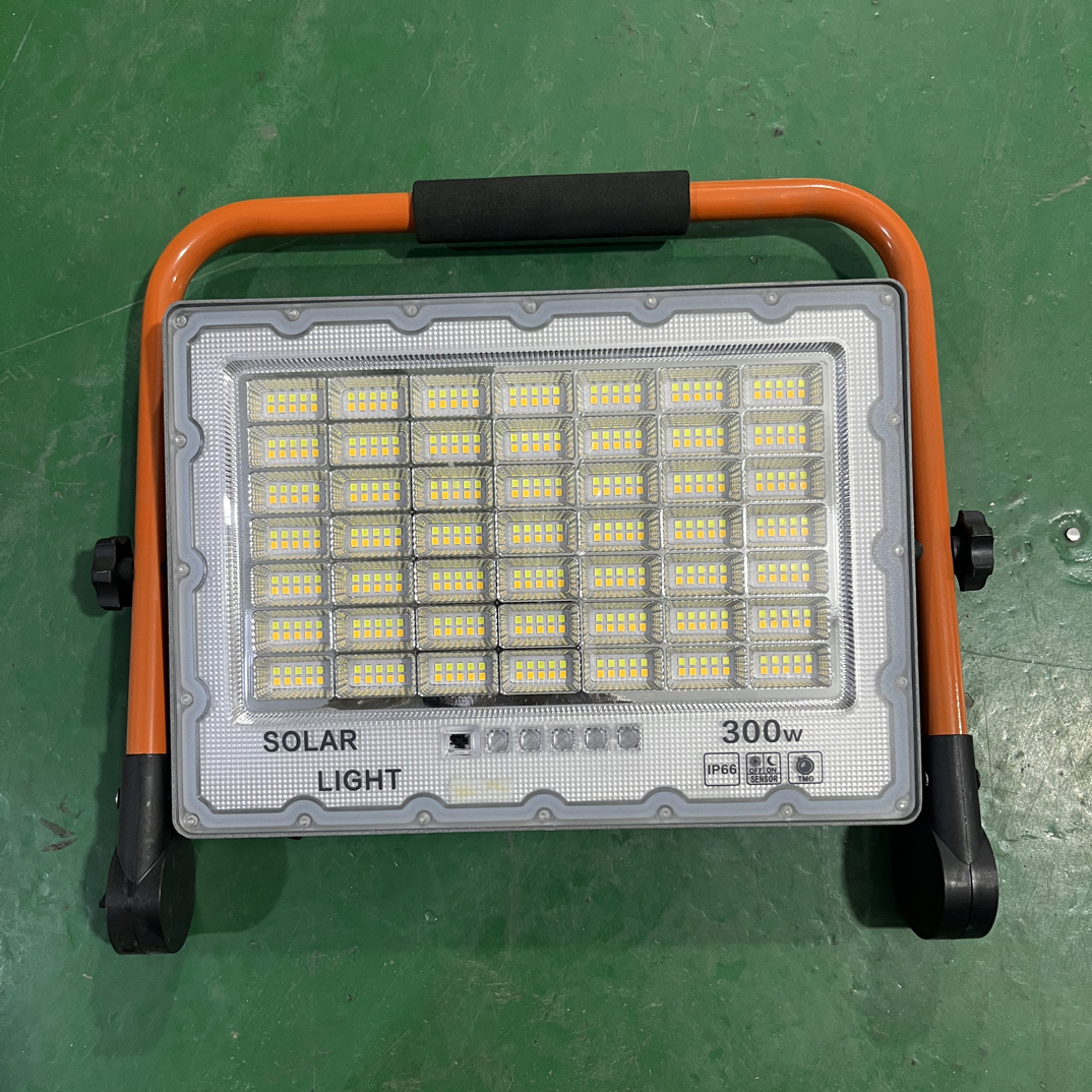 橙色铝合金手提充电灯5V型号300W