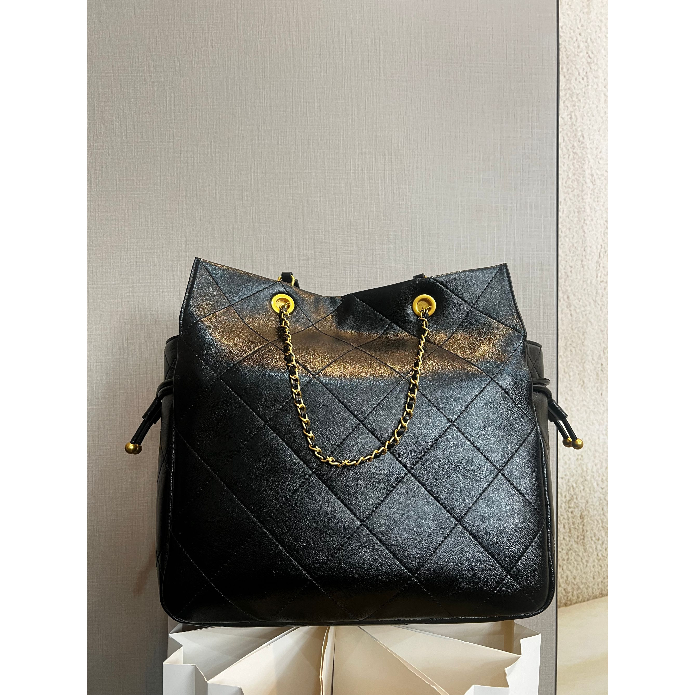 TOLEX2025新款手工正方时尚女包黑色