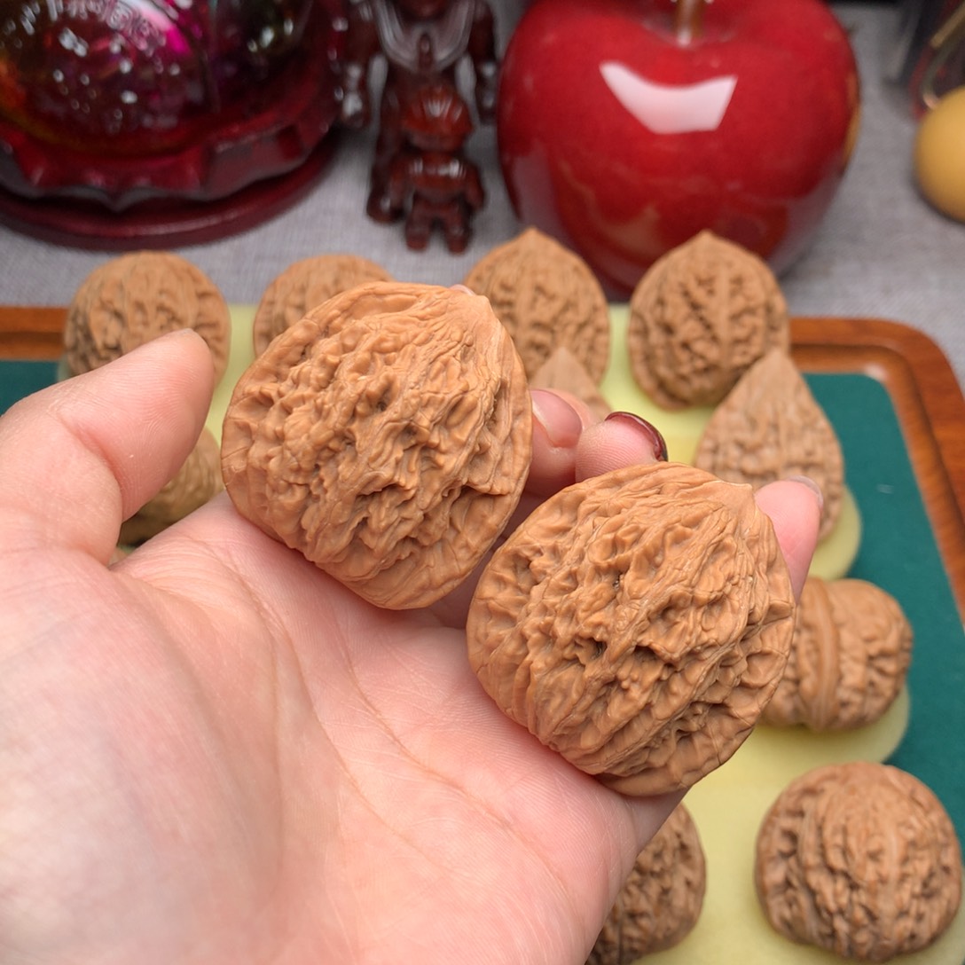 文玩核桃把件虎头40