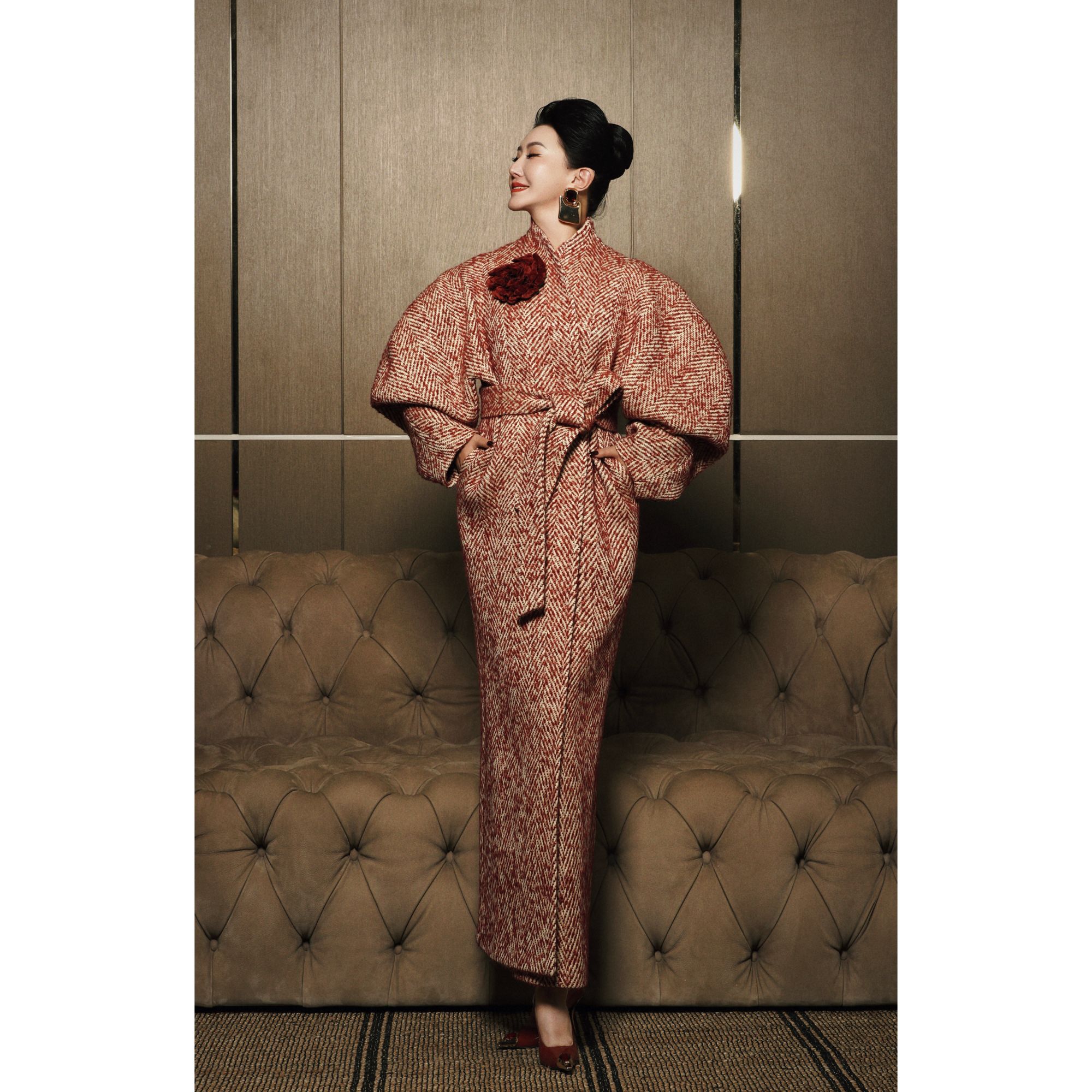 芈莱尤优-新款[浮生花映]复古灯笼袖人字呢大衣F25-6343