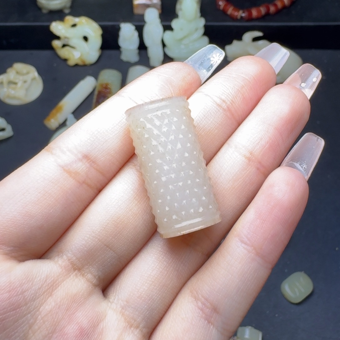 和田玉挂件未镶嵌阿*