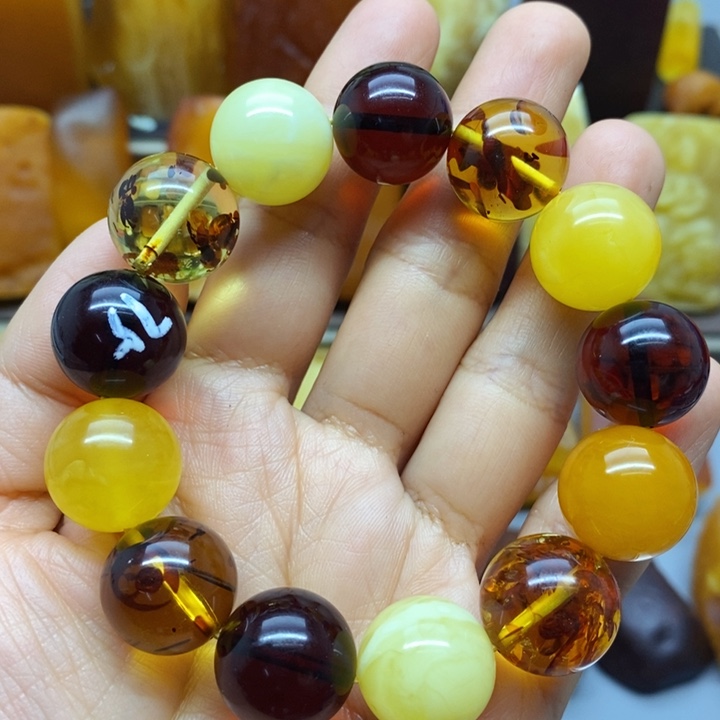 定制琥珀蜜蜡手串