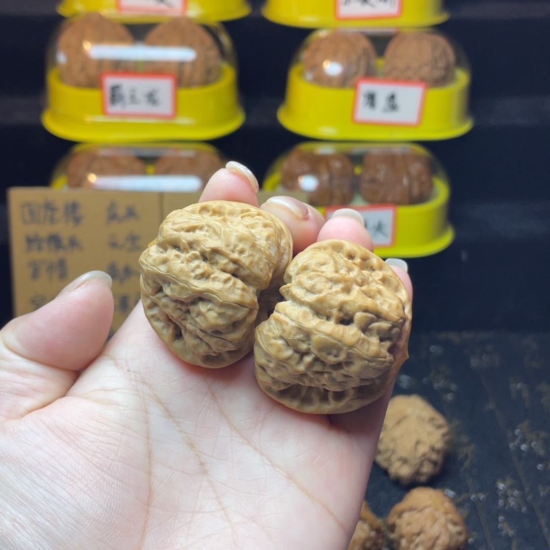 文玩核桃吊坠蛤蟆头40尺