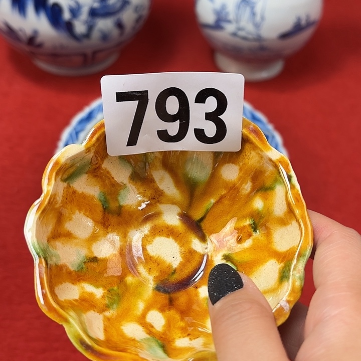 瓷片