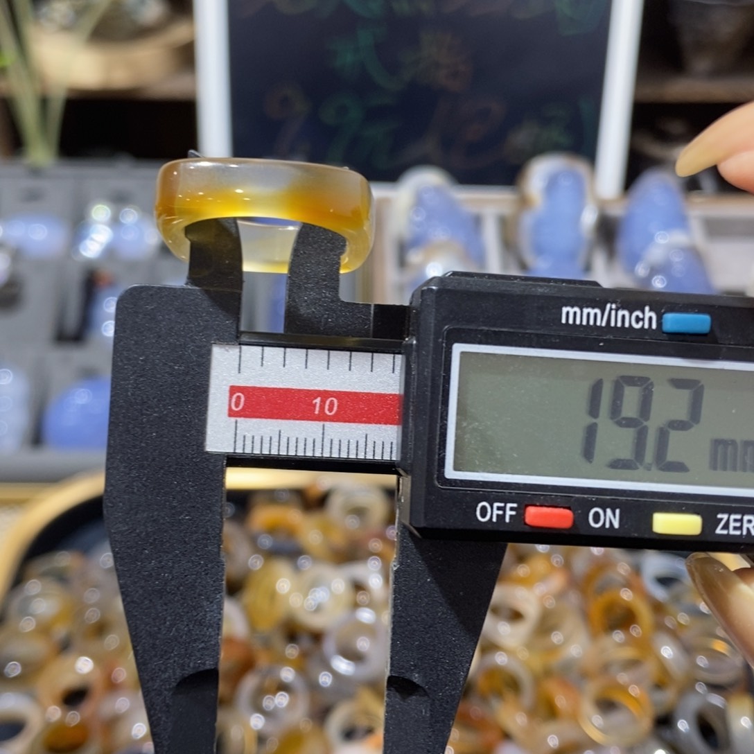 未镶嵌玛瑙/玉髓珠宝奇石