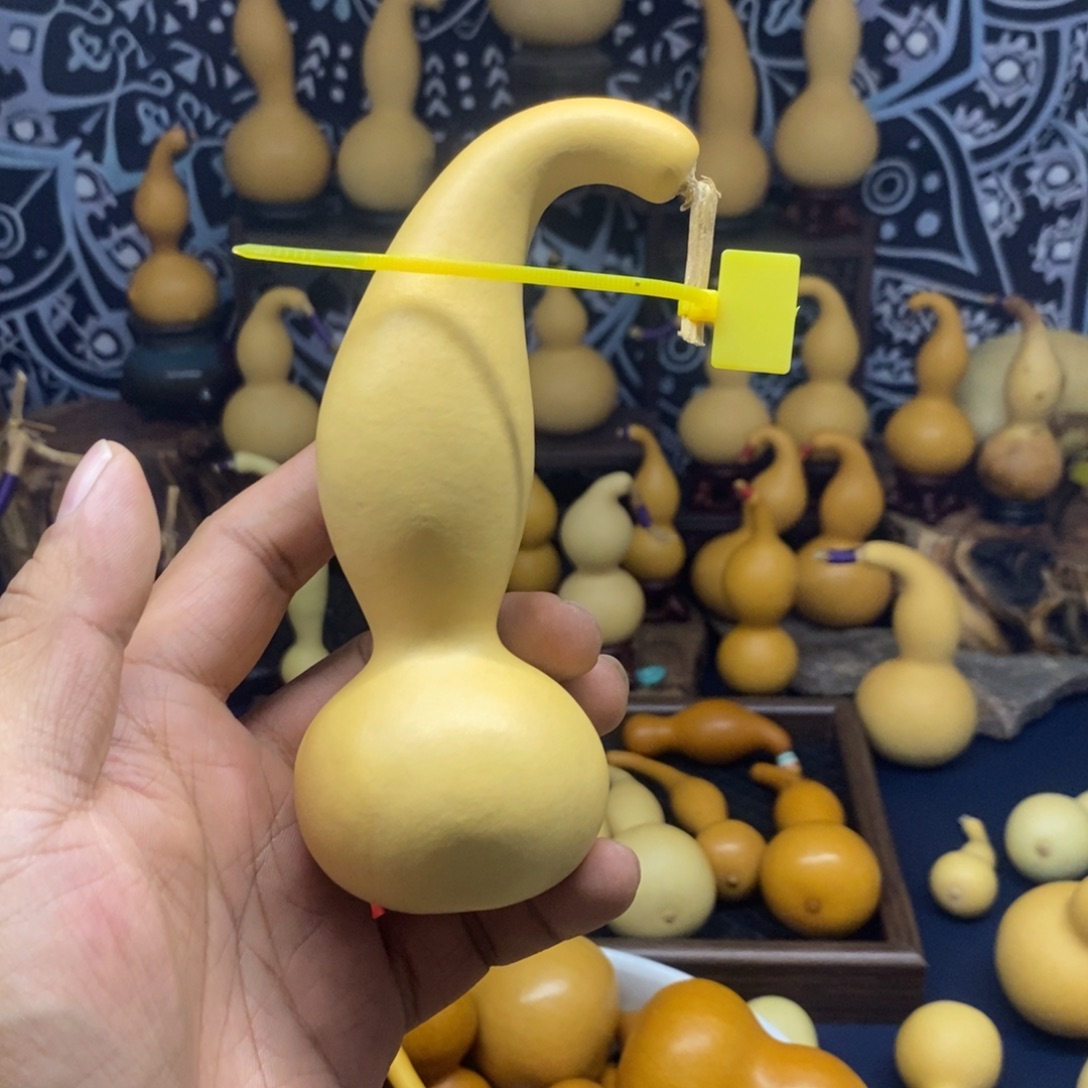 葫芦豆腐干和姐姐斤斤计较