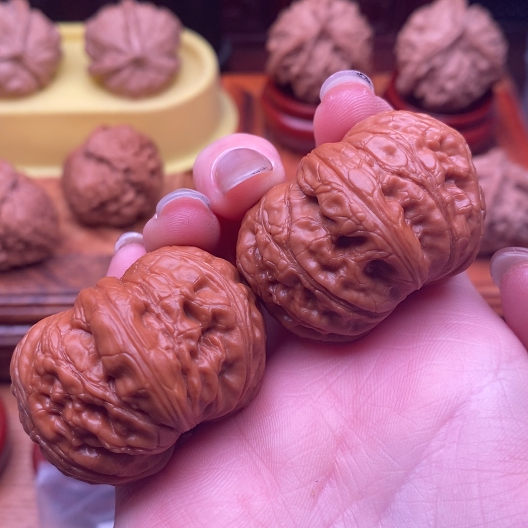 文玩核桃把件小***拌40元宝