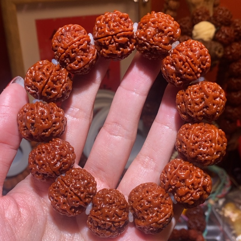 【闪购商品】金刚菩提手串23六瓣爆肉