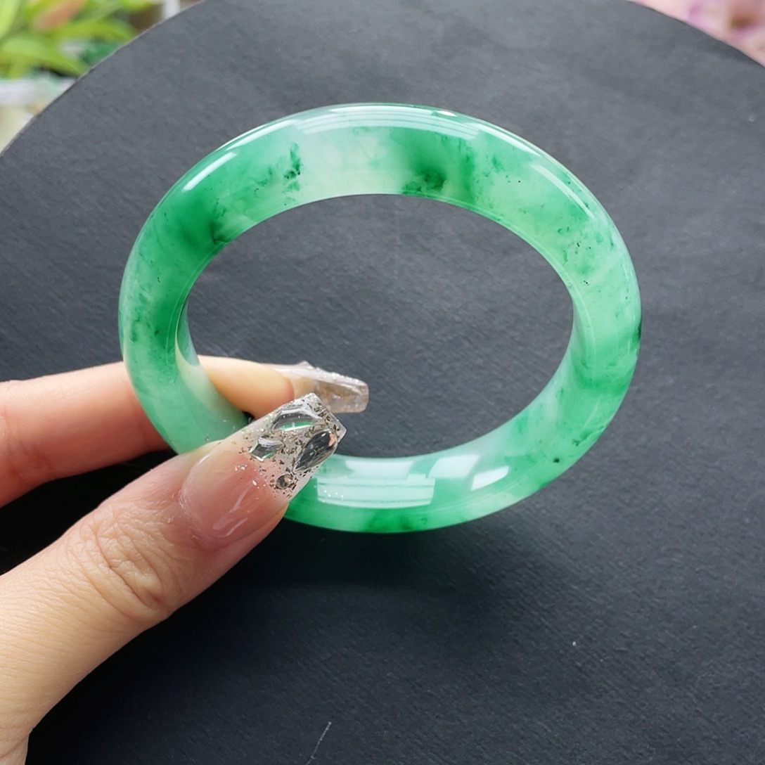 石英质玉未镶嵌手镯55.5