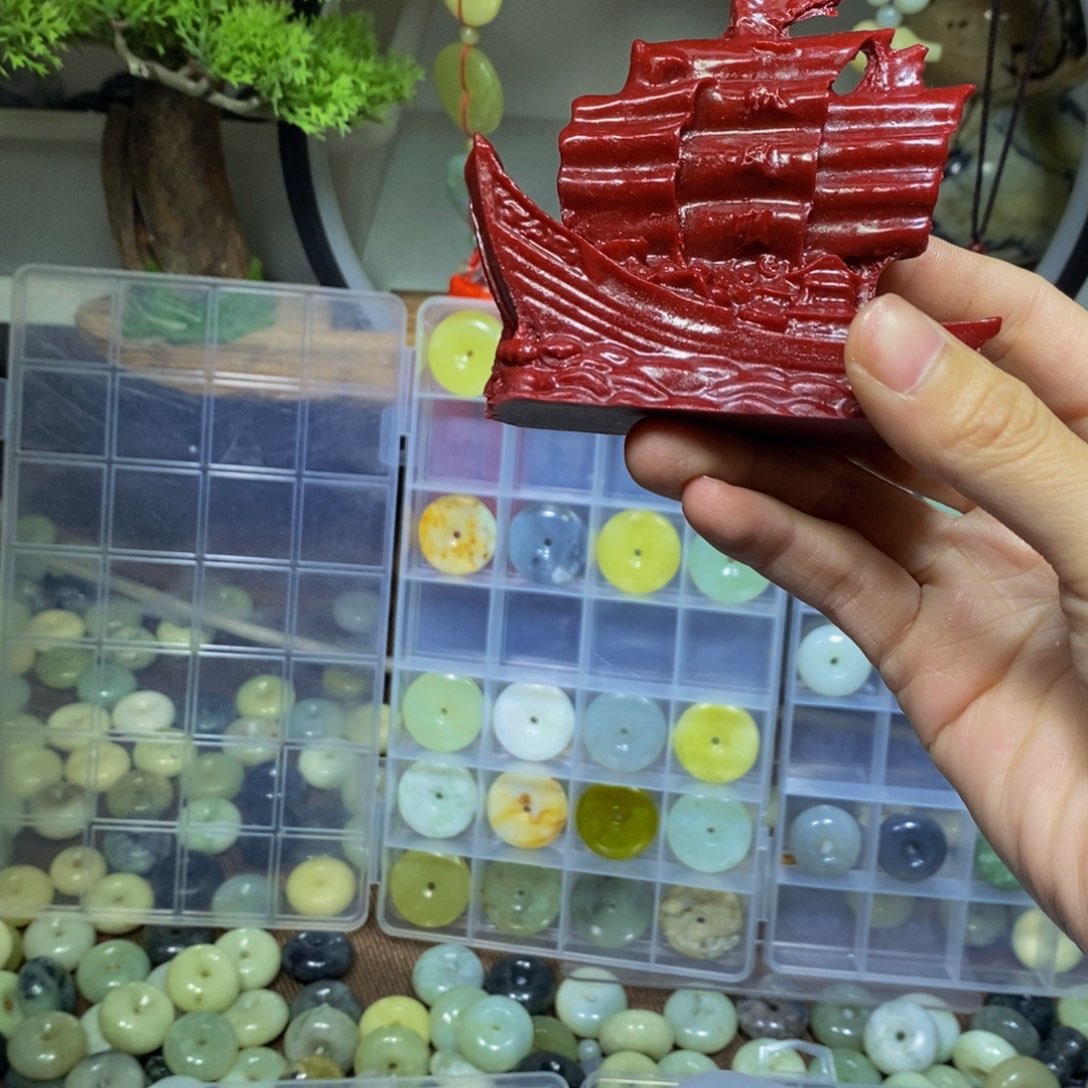 【闪购商品】蛇纹石玉其他未镶嵌54