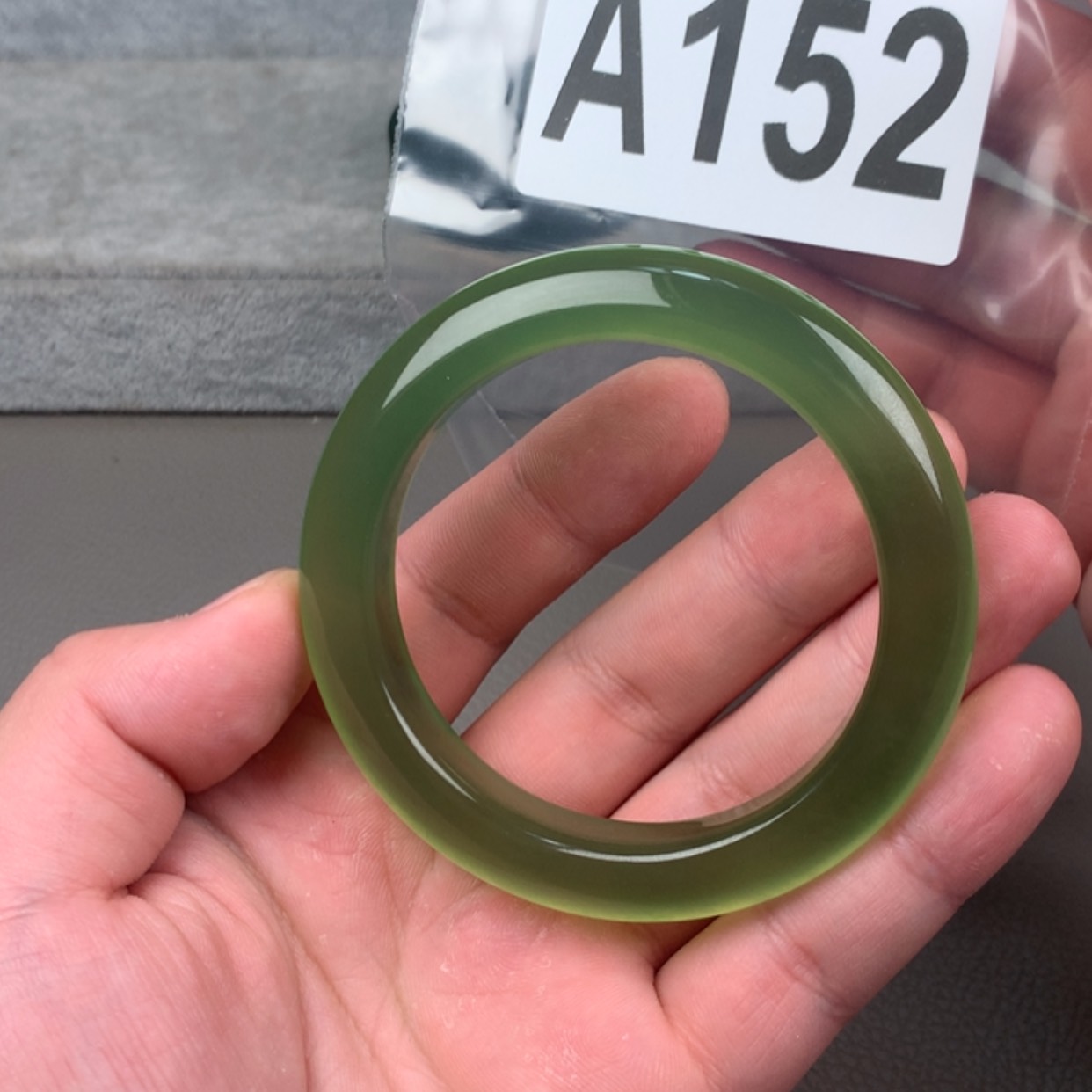 【闪购商品】未镶嵌蛇纹石玉岫玉