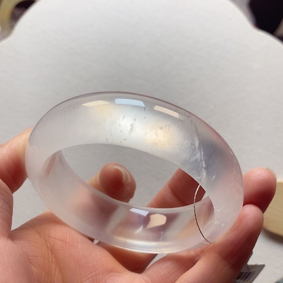 石英质玉手镯未镶嵌54-55