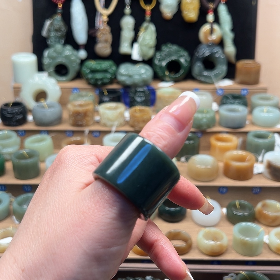 和田玉未镶嵌戒指22内径29号