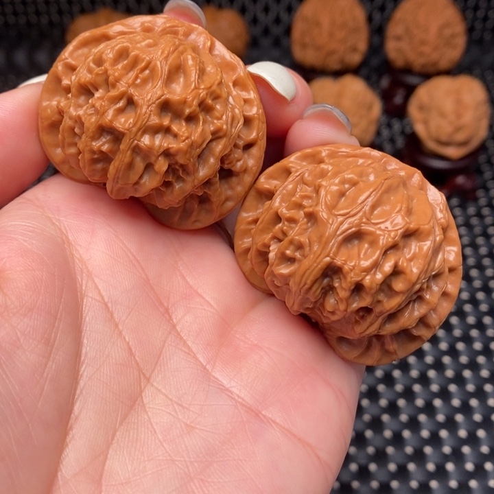 文玩核桃吊坠8宫灯44