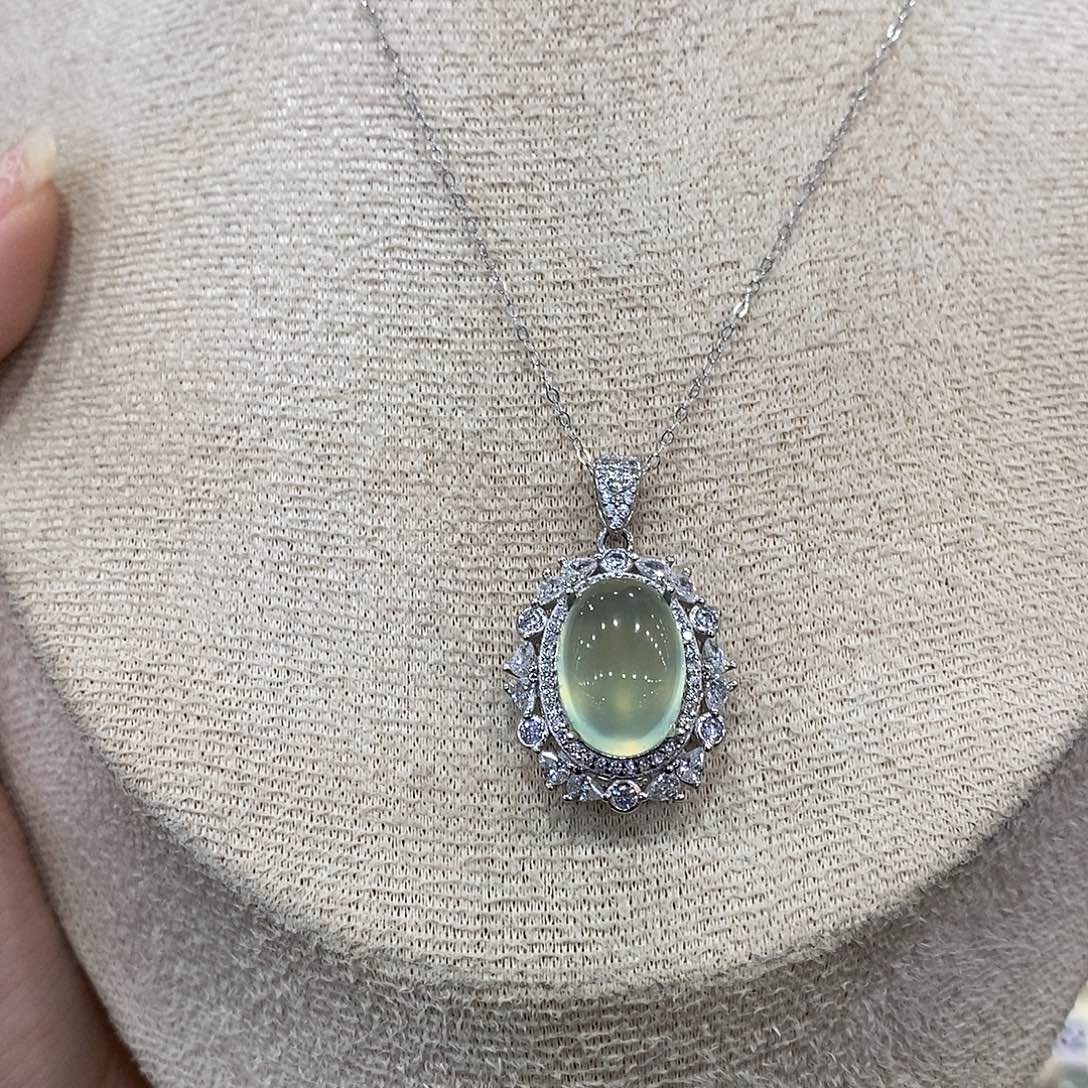 蛇纹石玉银S925镶嵌颈饰