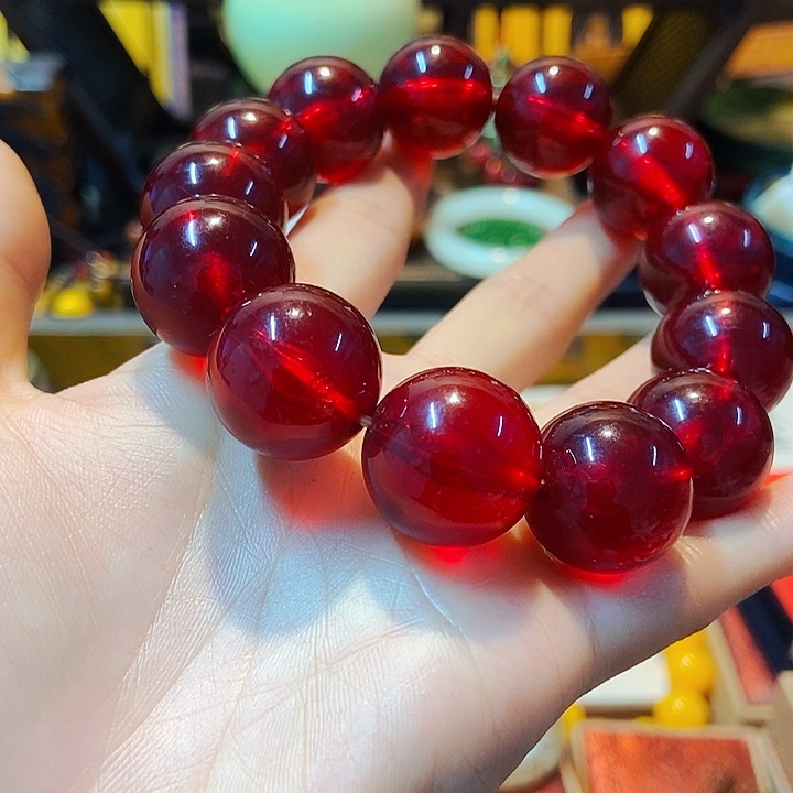 琥珀颈饰未镶嵌主播的节目有多精彩啊我也