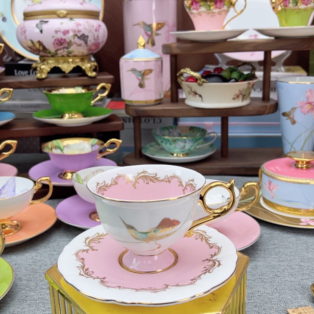 爱*专拍…………………….