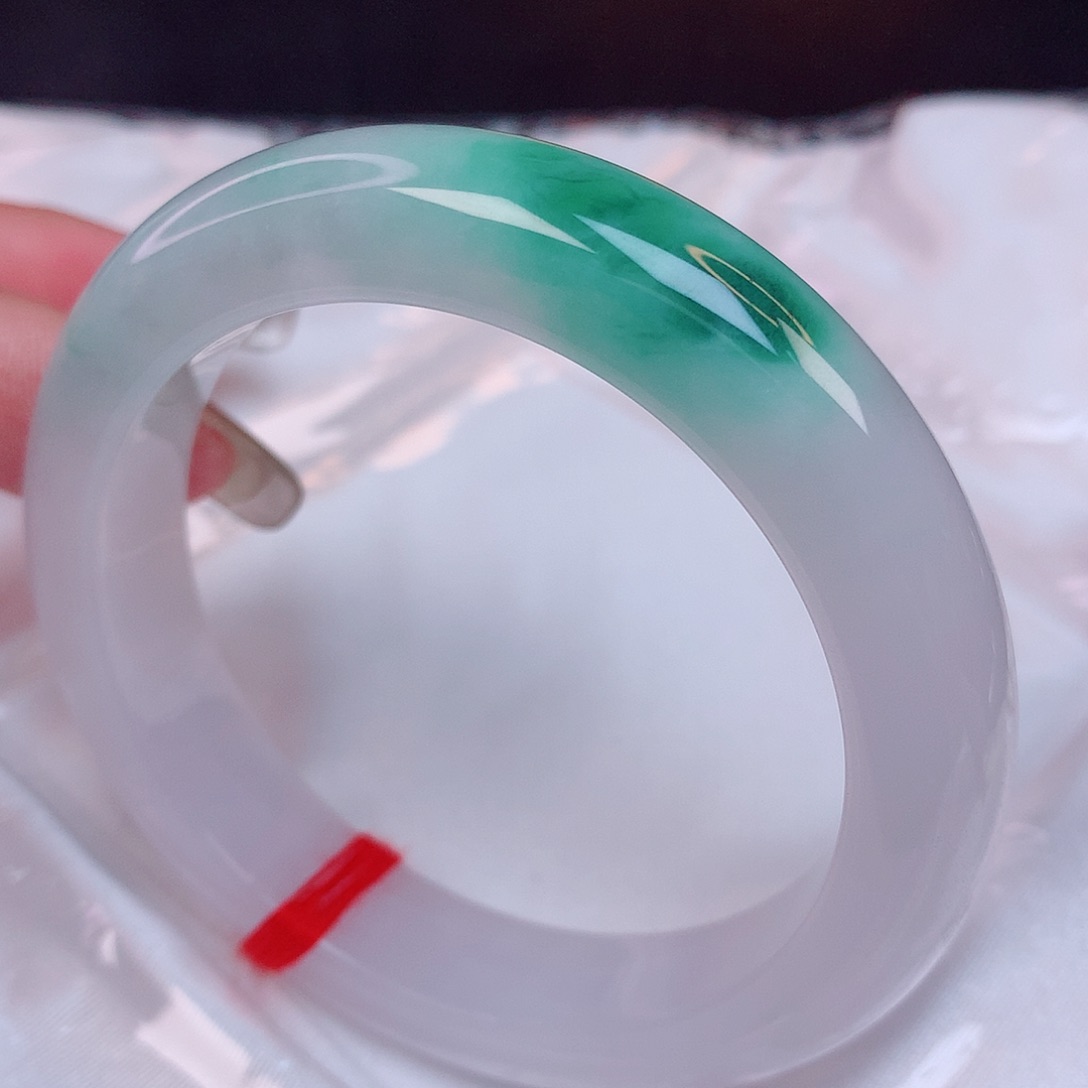 翡翠手镯未镶嵌55 翡翠手镯