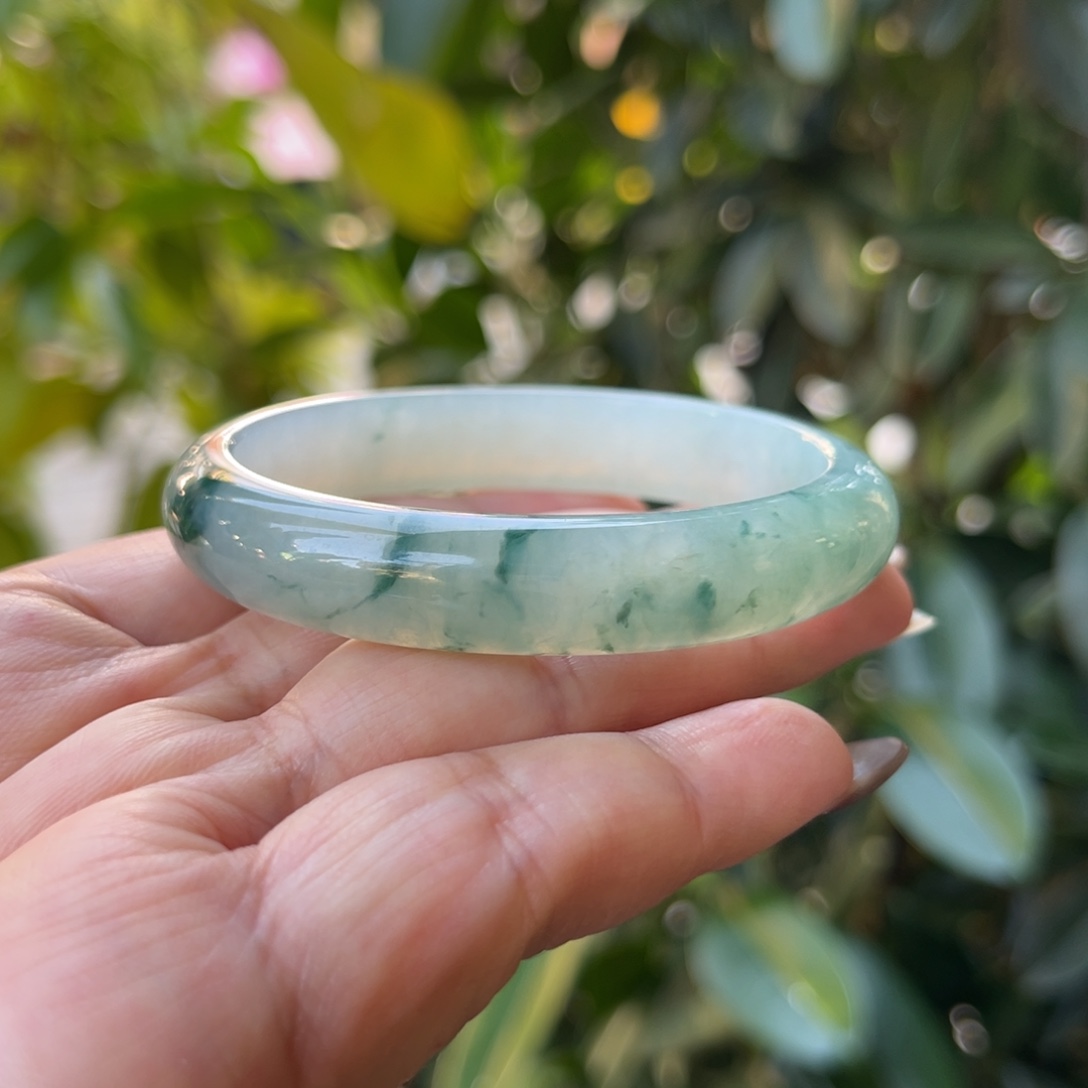 翡翠未镶嵌手镯53.5贵妃