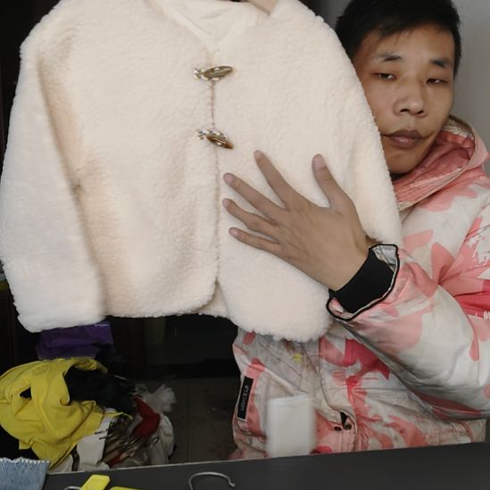 小****哦哦哦哦哦哦哦哦哦