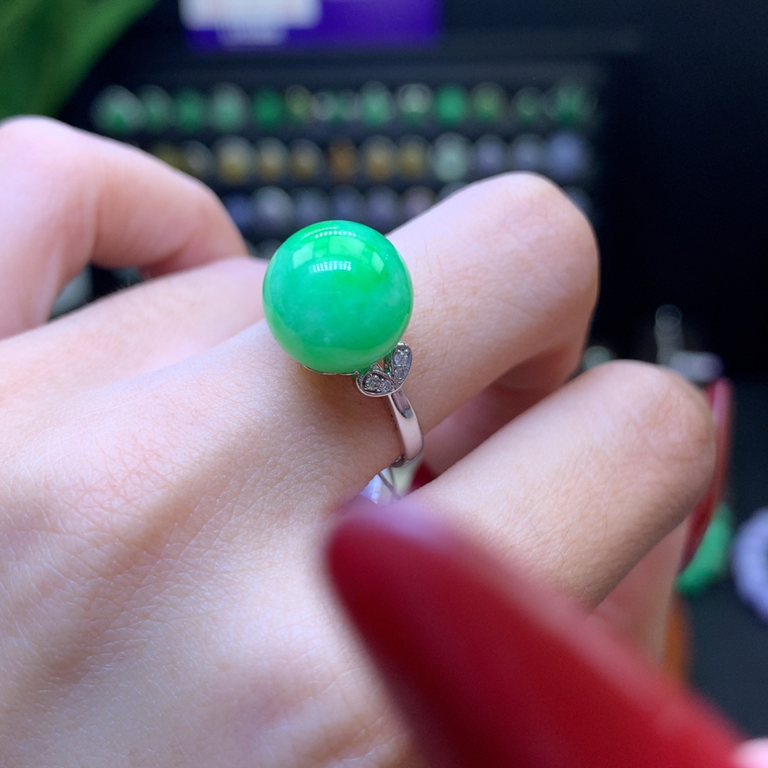 翡翠颈饰18K金镶嵌天然