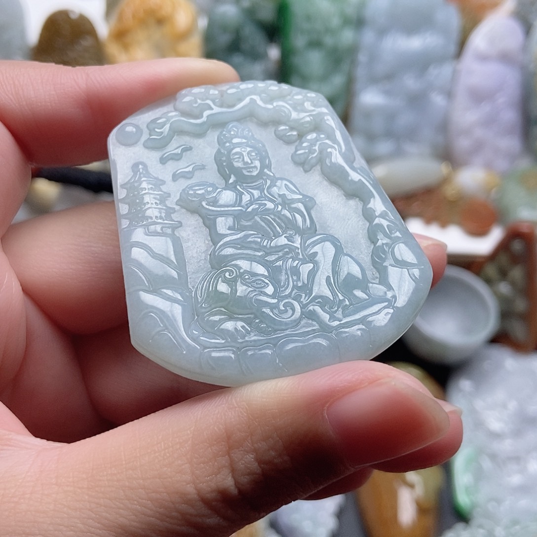 翡翠未镶嵌颈饰翡翠