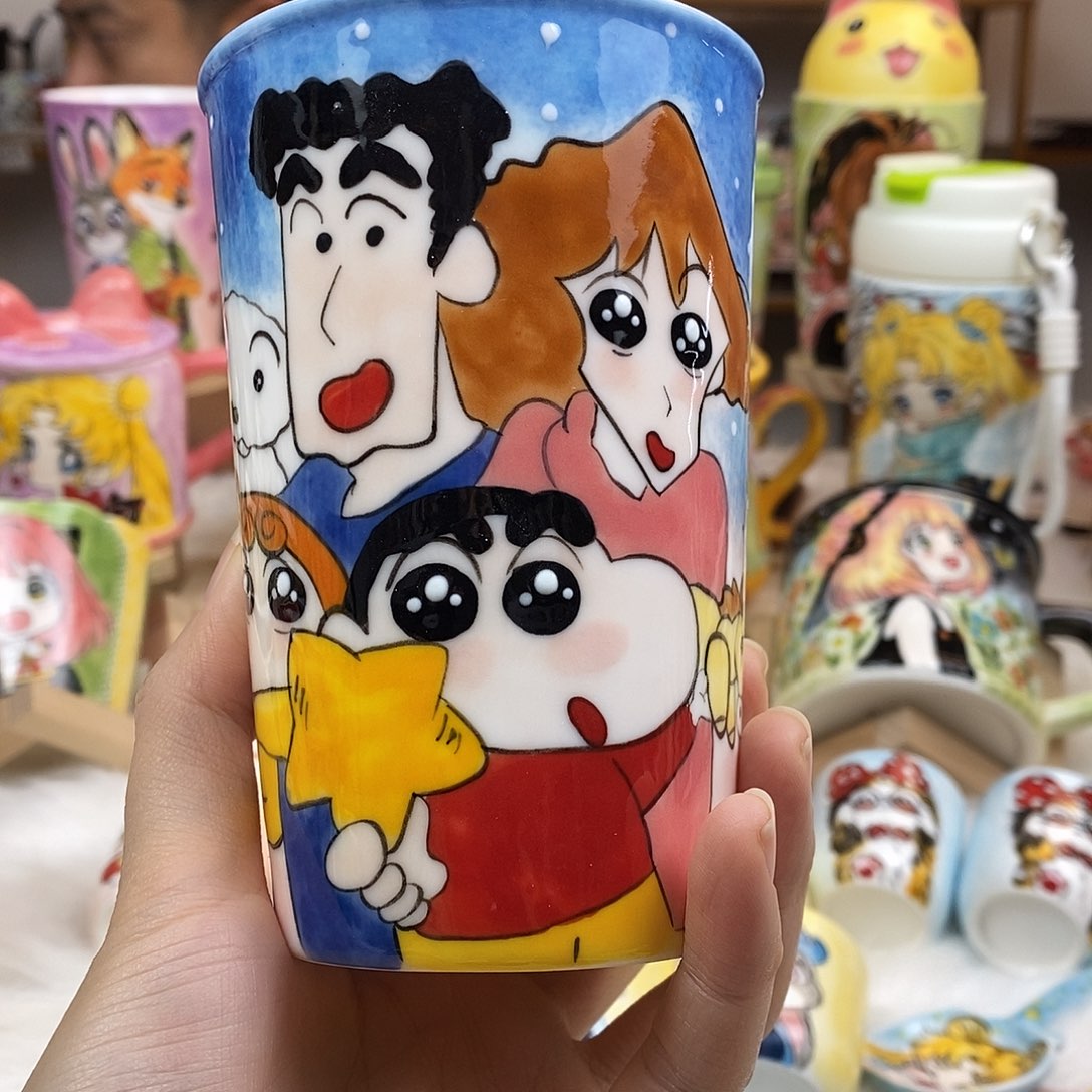 瓷片董董文创手绘陶瓷