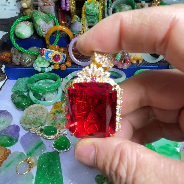 滴血莲花菩提吊坠