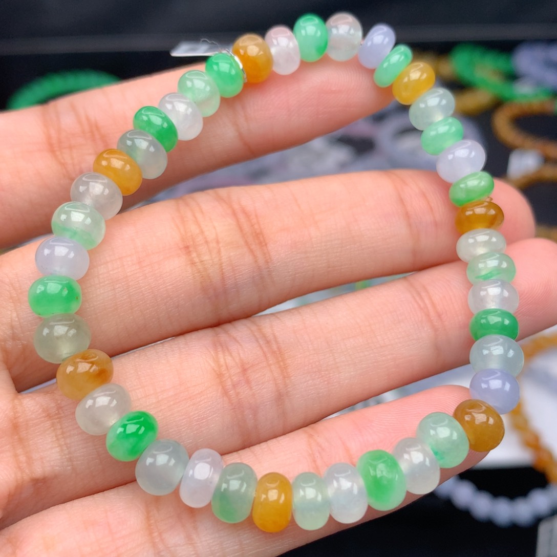 翡翠手链未镶嵌卡