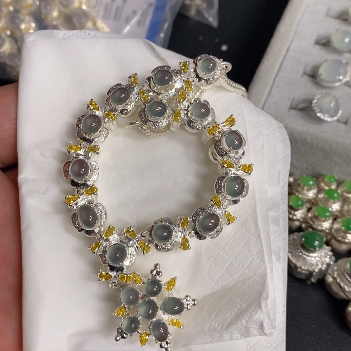 定制翡翠未镶嵌16号链接