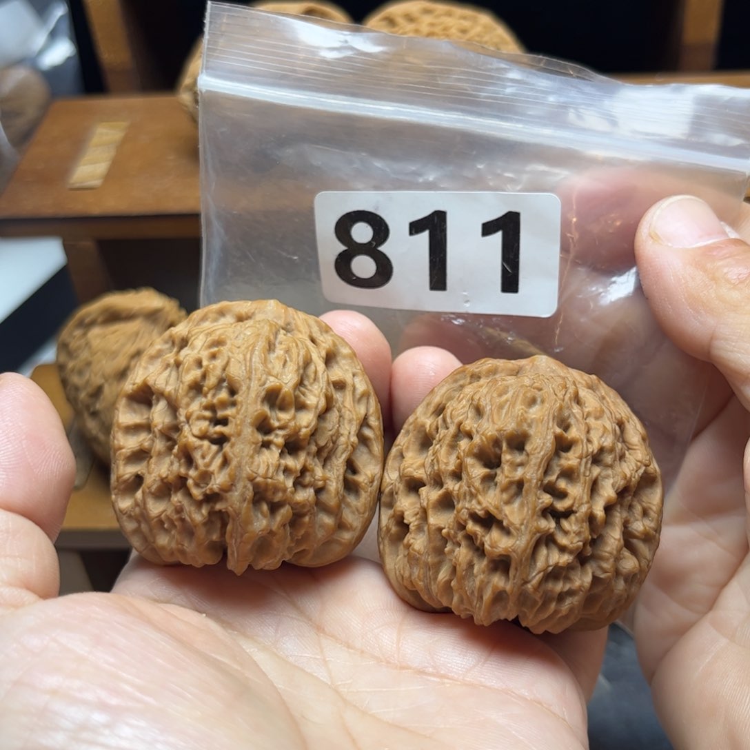 吊坠文玩核桃南疆43