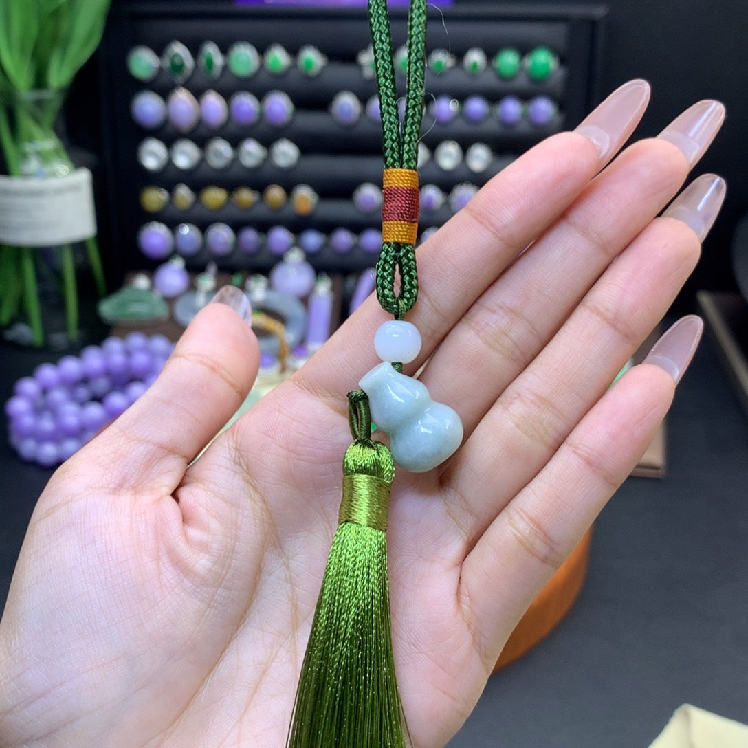 翡翠未镶嵌颈饰天然