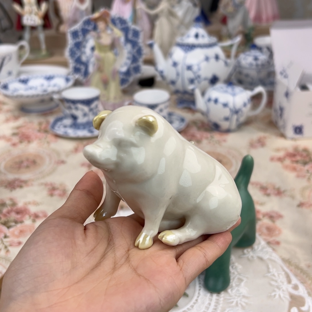 瓷片中古默认微瑕。     