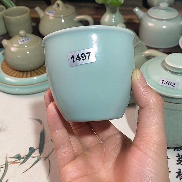 汝瓷1497微微瑕缸杯……