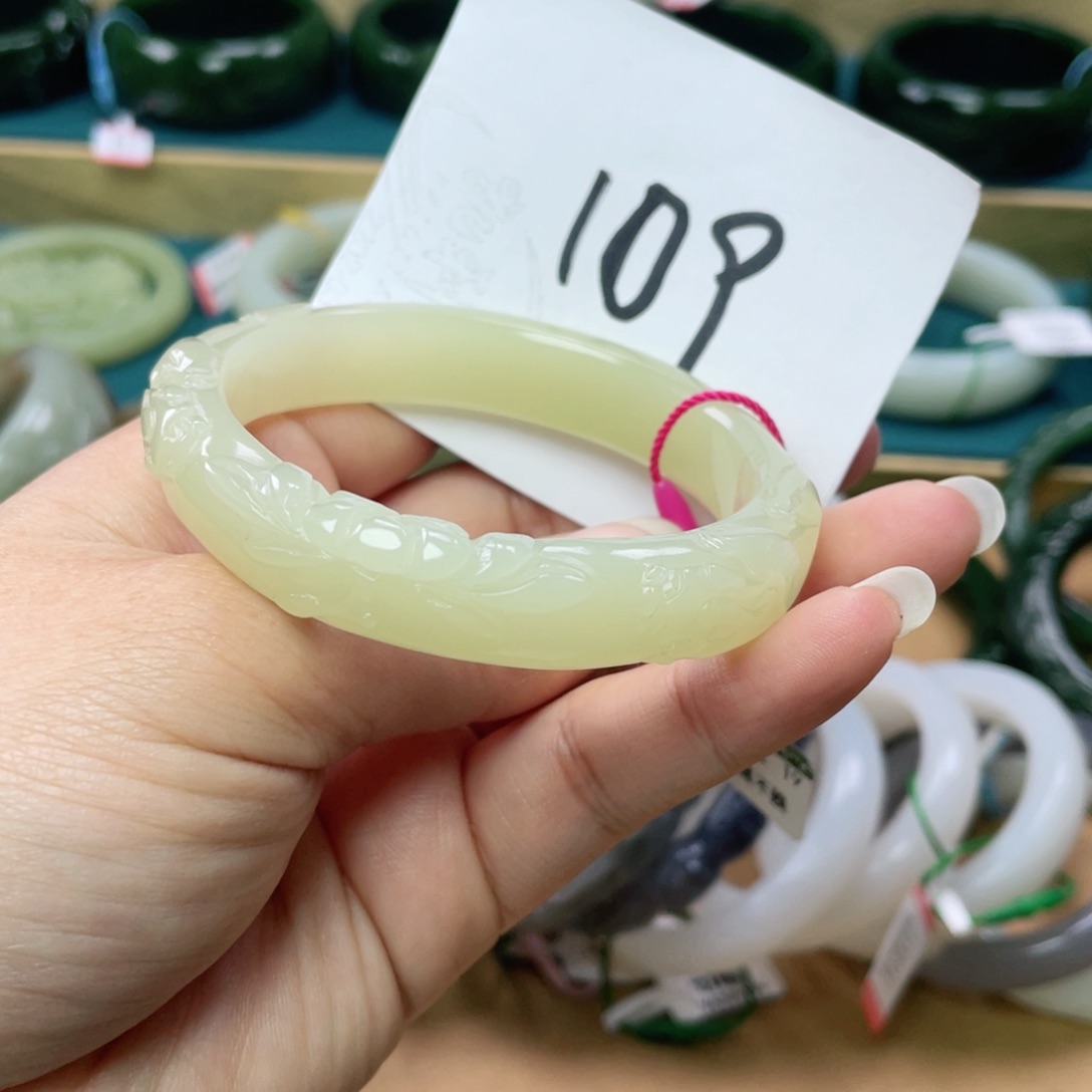 未镶嵌手镯和田玉圈口57