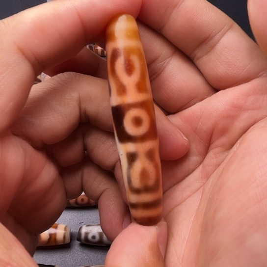 大***了玛瑙/玉髓未镶嵌颈饰