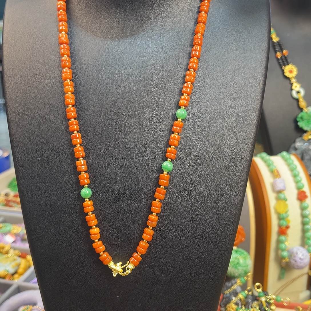 翡翠未镶嵌颈饰项链