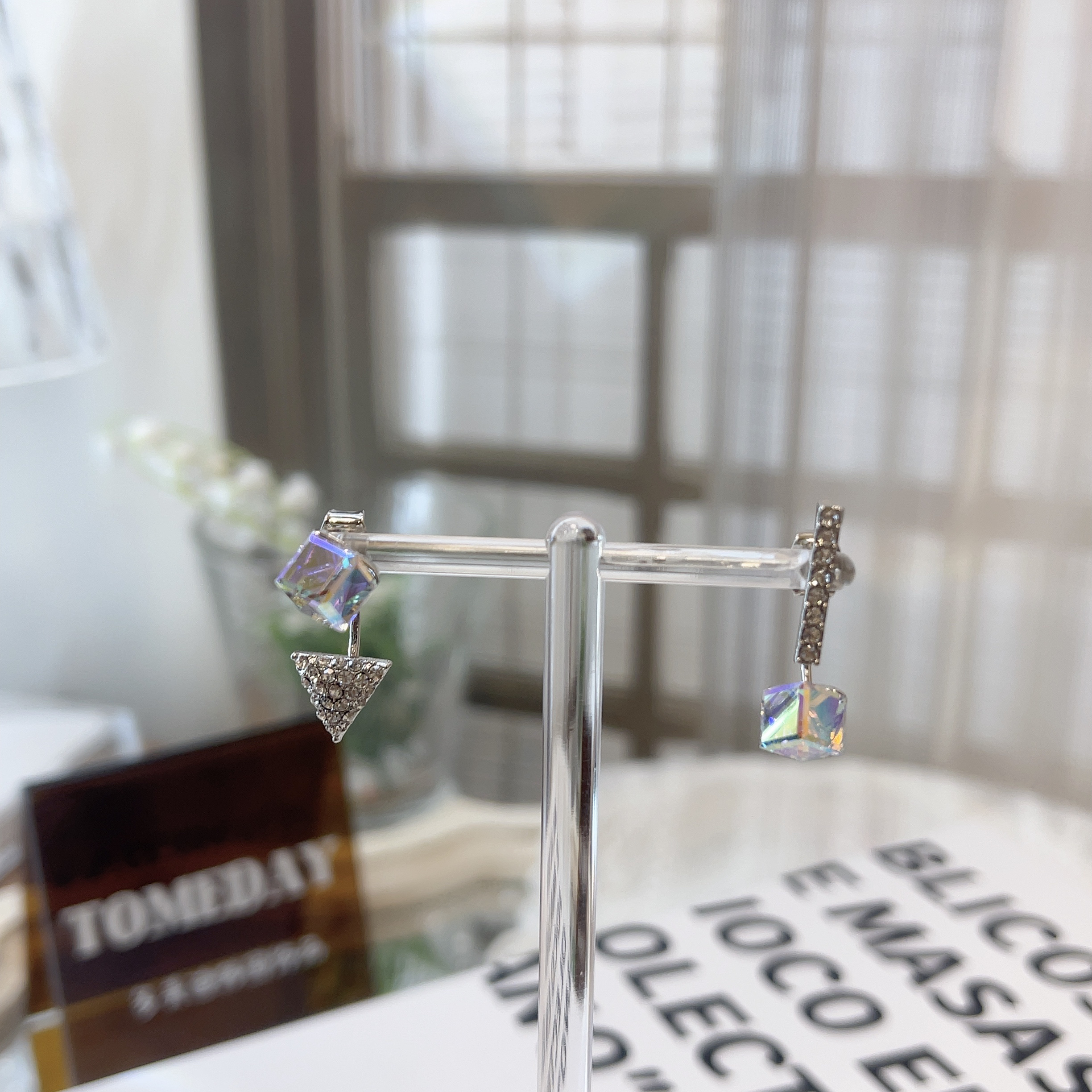 非金属合成锆石耳饰 W865韩系造型设计复古精致甜美方块耳钉