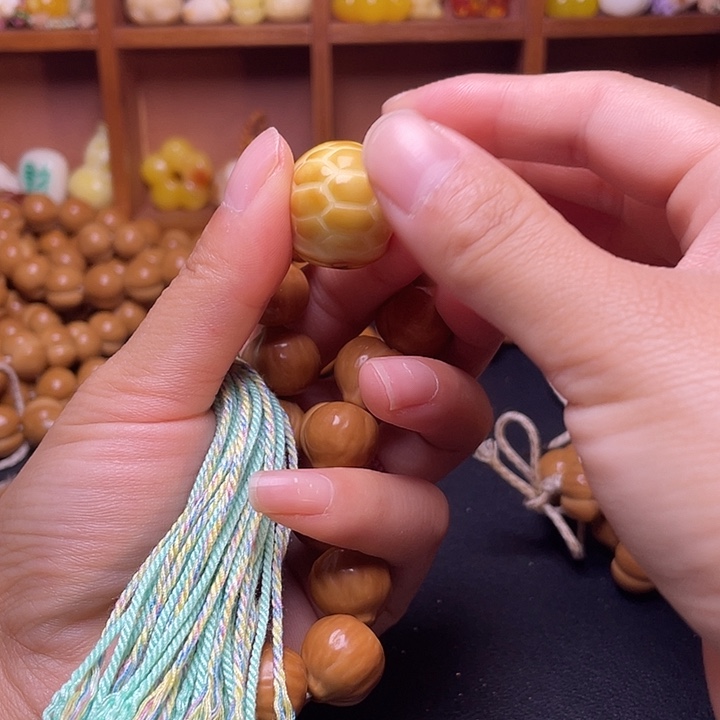 清***你吊坠猴头核桃富甲