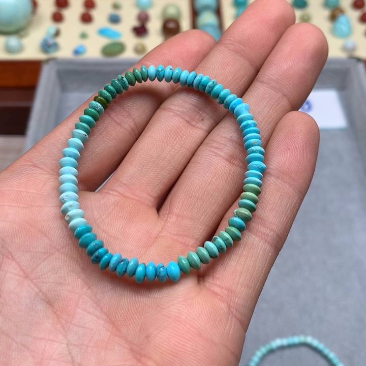 绿松石配饰未镶嵌