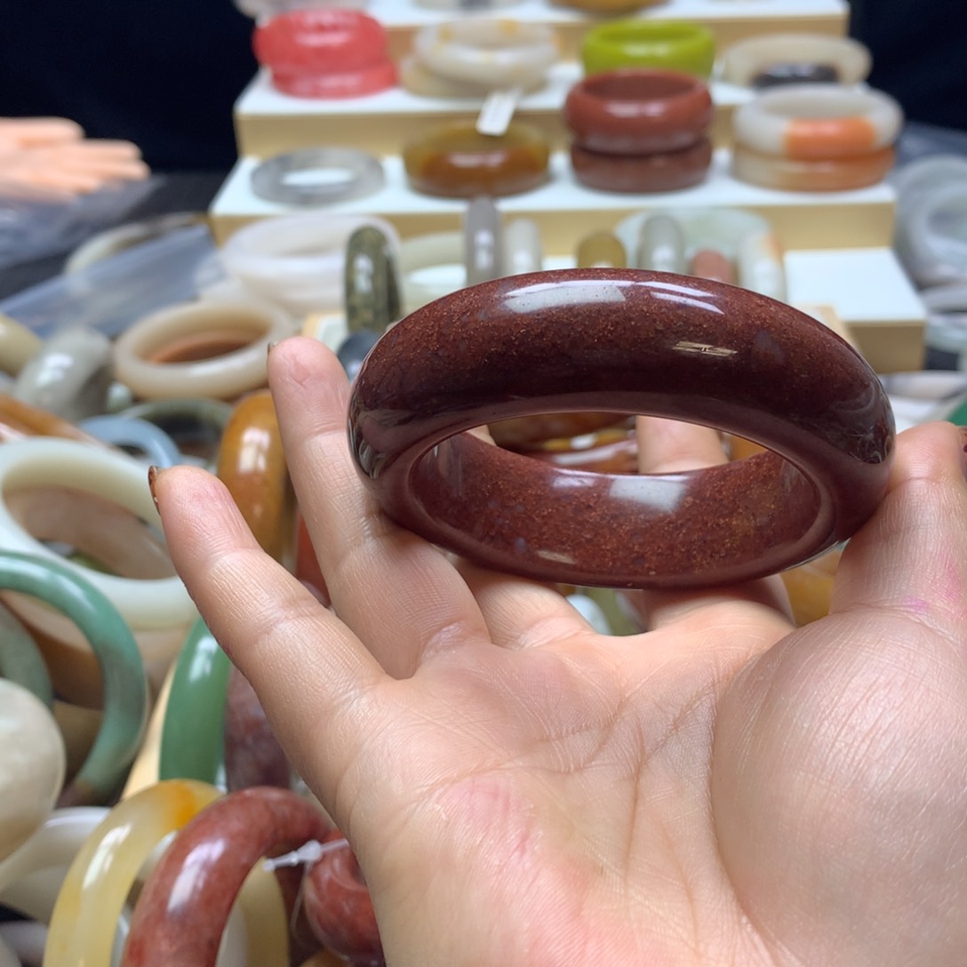 石英质玉手镯未镶嵌蓝*瑰