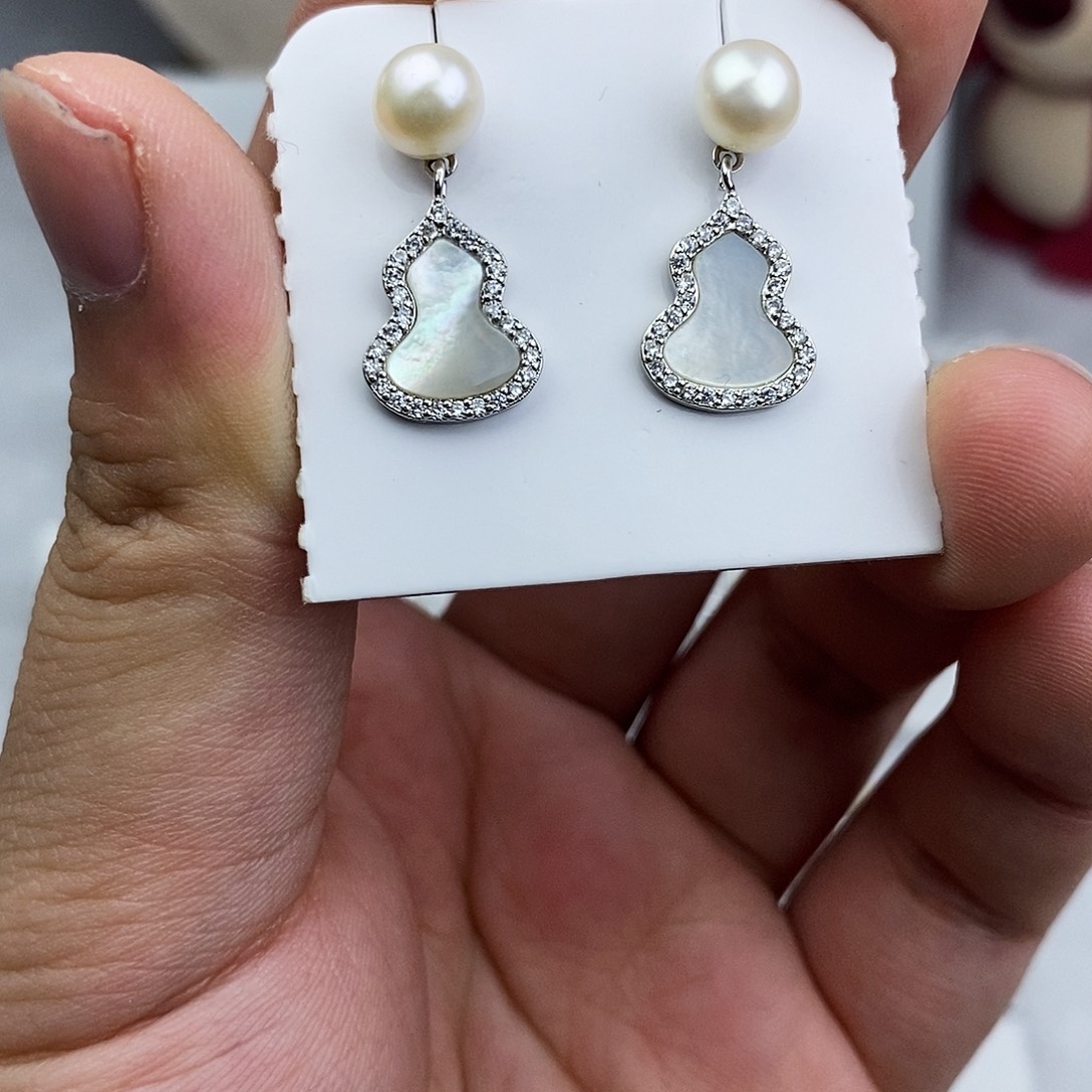 耳饰淡水珍珠未镶嵌