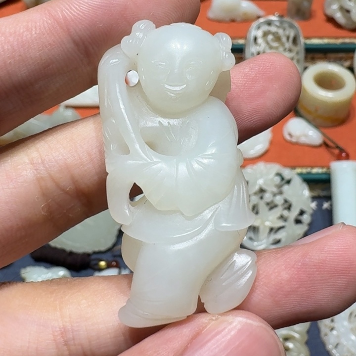 和田玉颈饰未镶嵌