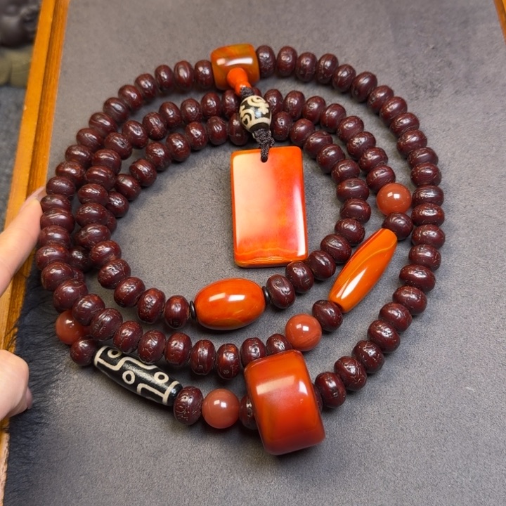 凤眼菩提吊坠左****装凤眼