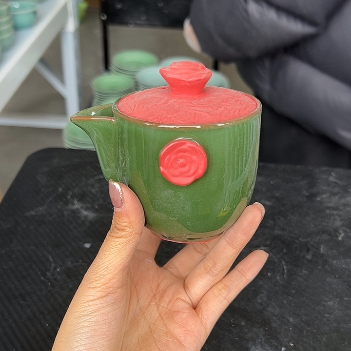 青瓷小米茶器龙泉青瓷