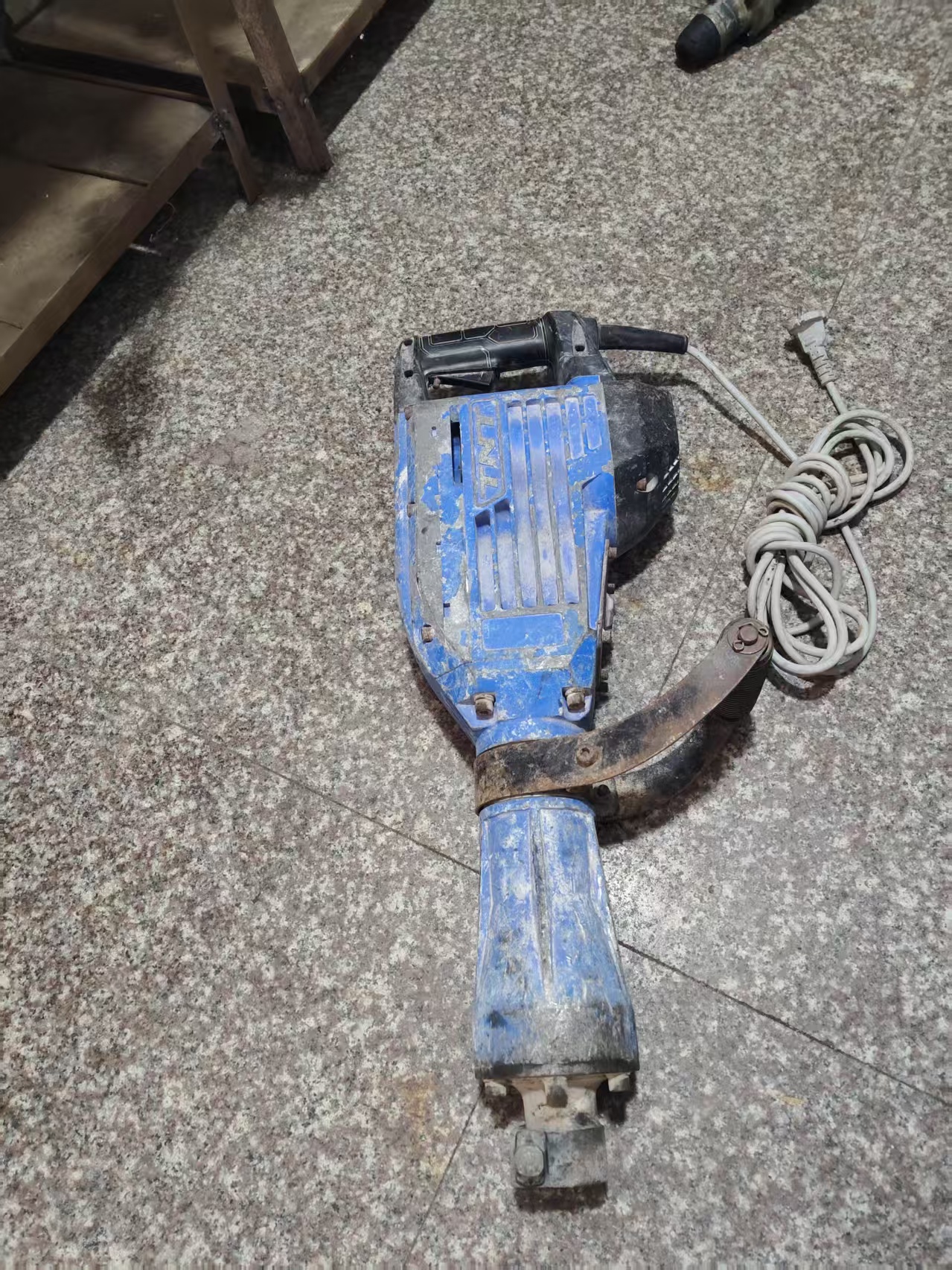 各种拆墙工程大电镐{旧}