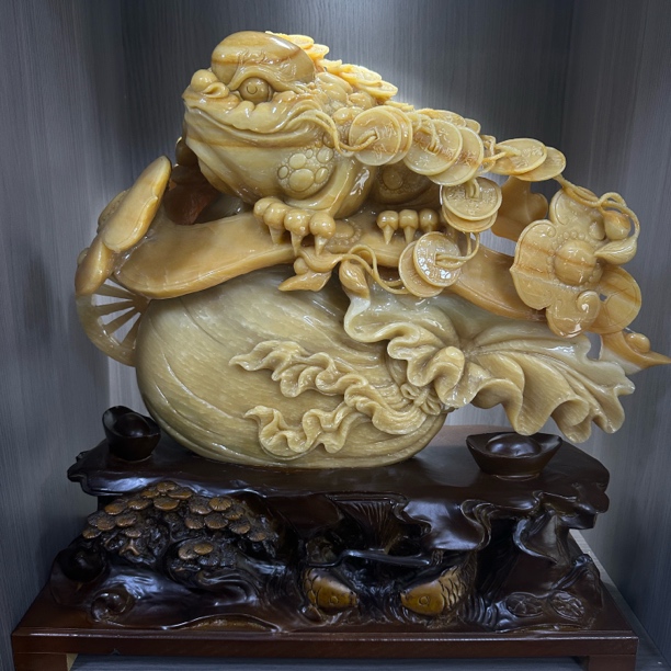 金蟾玉雕摆件 手工雕刻玉摆件（长47高47。 有问题联系客服）