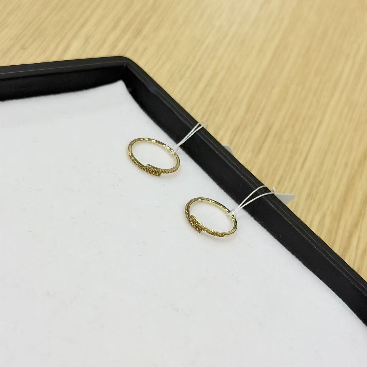 【睿泽赏宝】18K蓝宝石戒指 多样性发一 YUE1210061