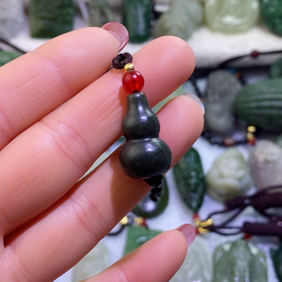 和田玉（糖玉）未镶嵌珠宝半成品