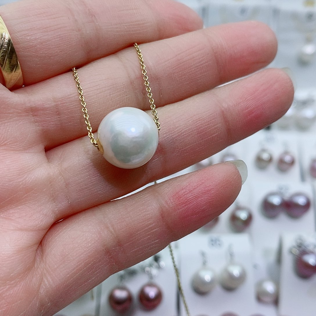 淡水珍珠吊坠(赠链)18K金镶嵌